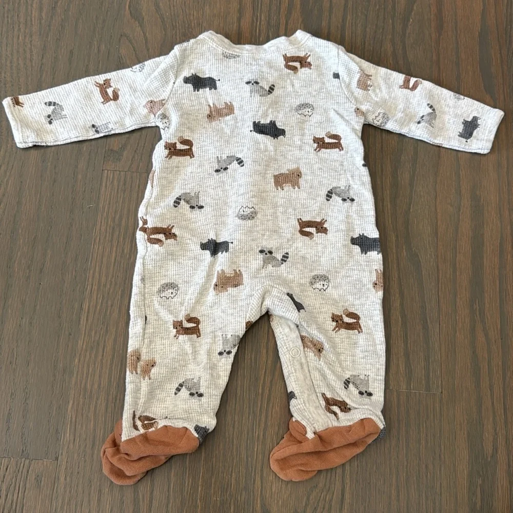 Carter’s 2-Piece Bear Footie Sleeper & Hat Set Baby 3M Animal Print